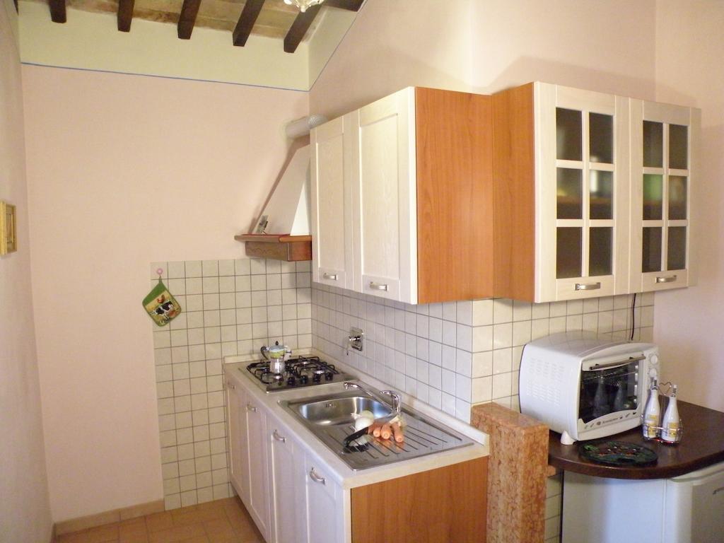 Agriturismo Il Girasole Montefalco Habitación foto