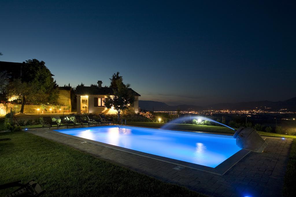 Agriturismo Il Girasole Montefalco Habitación foto